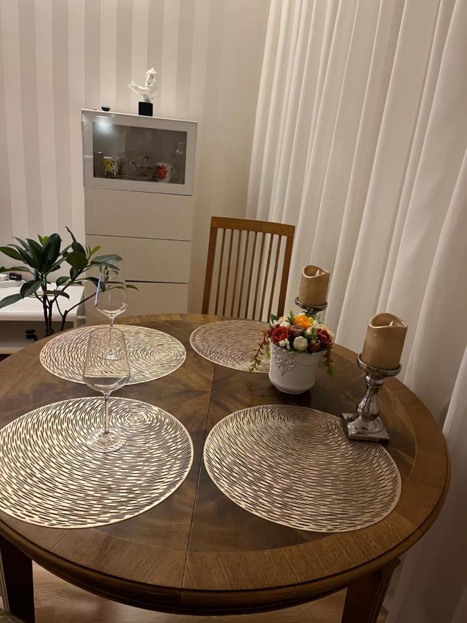 Provence Style Apartment In Old Town クライペダ エクステリア 写真